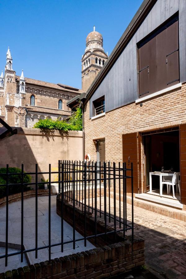 Ca' Tintoretto Venice Exterior photo